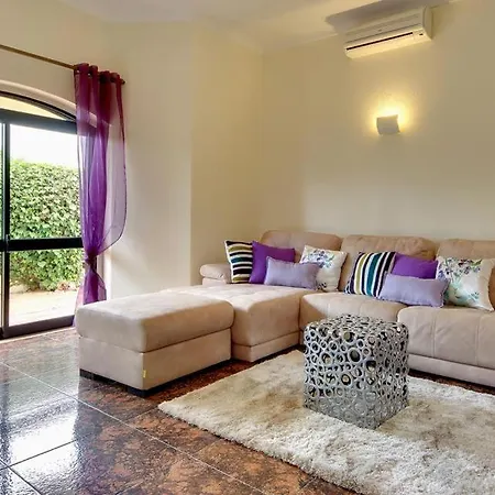 Villa Sleeps 8 With Pool Air Con And Wifi Gale de Cima