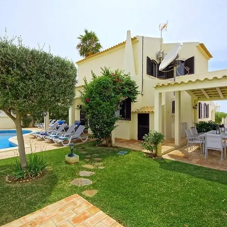 Vila Sleeps 8 With Pool Air Con And Wifi Gale de Cima